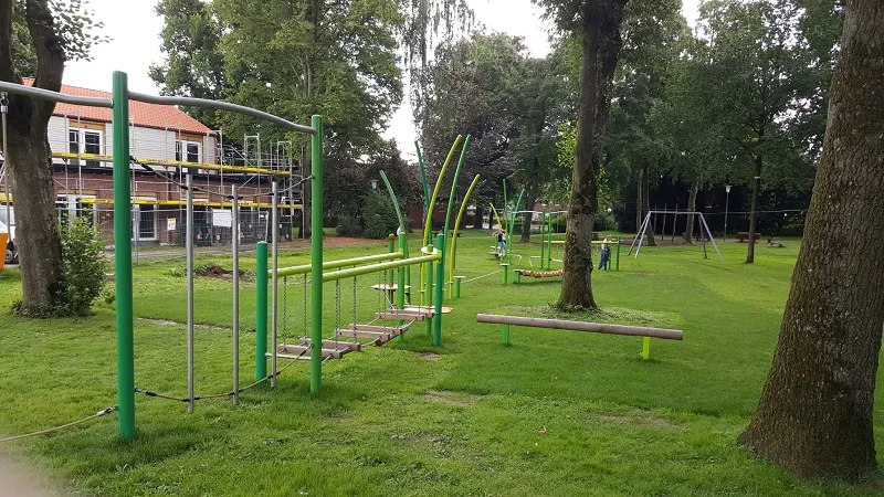 Niedrigseilgarten im Roruper Park 
